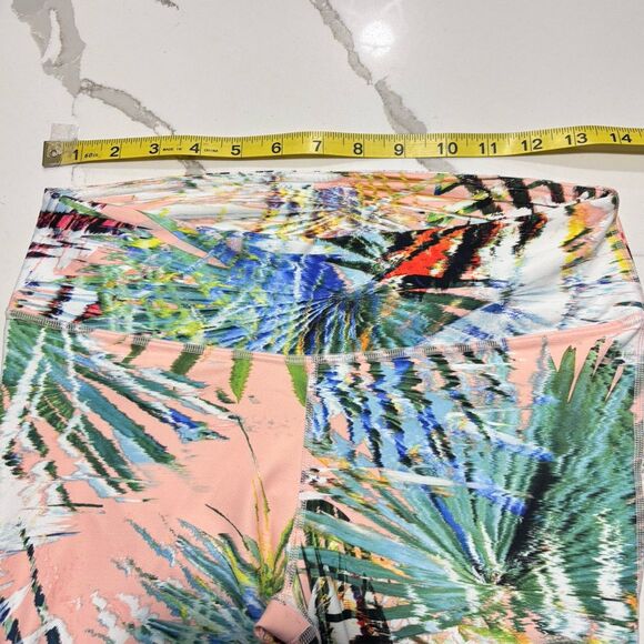 Fabletics PowerHold Discontinued Rare Leggings Peach Tropical Palm Print Yoga S - Picture 13 of 15